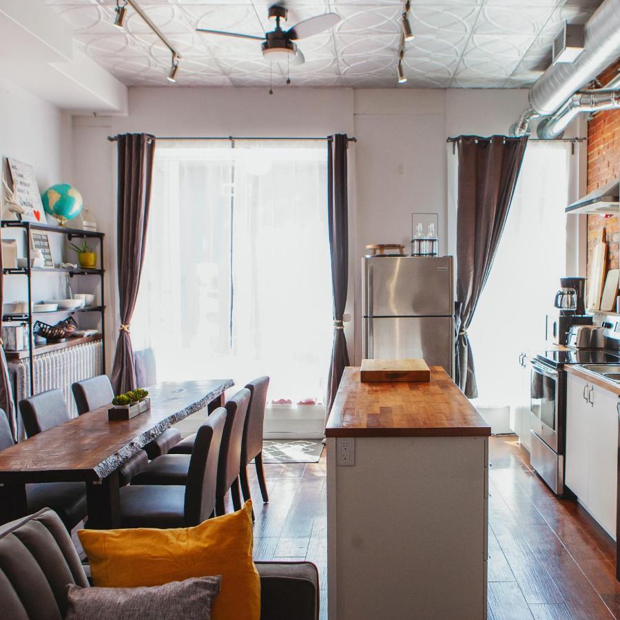 Hip Heritage Main Floor Flat In Downtown District Belleville Dış mekan fotoğraf